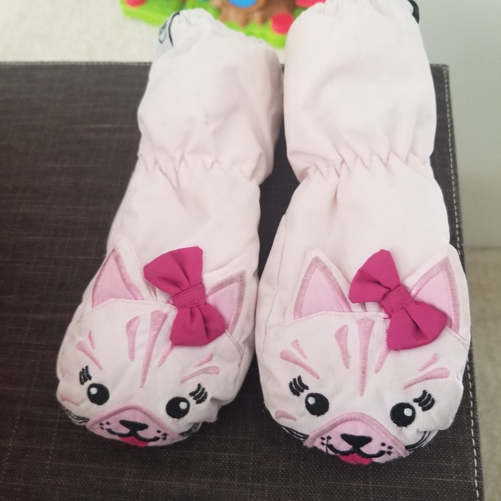 Kombi Cat Toddler 6-12 month zippered gloves